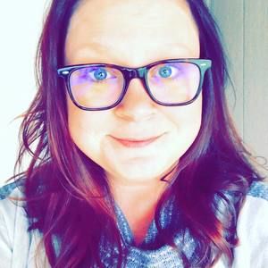 Meet your Posher, Desirae